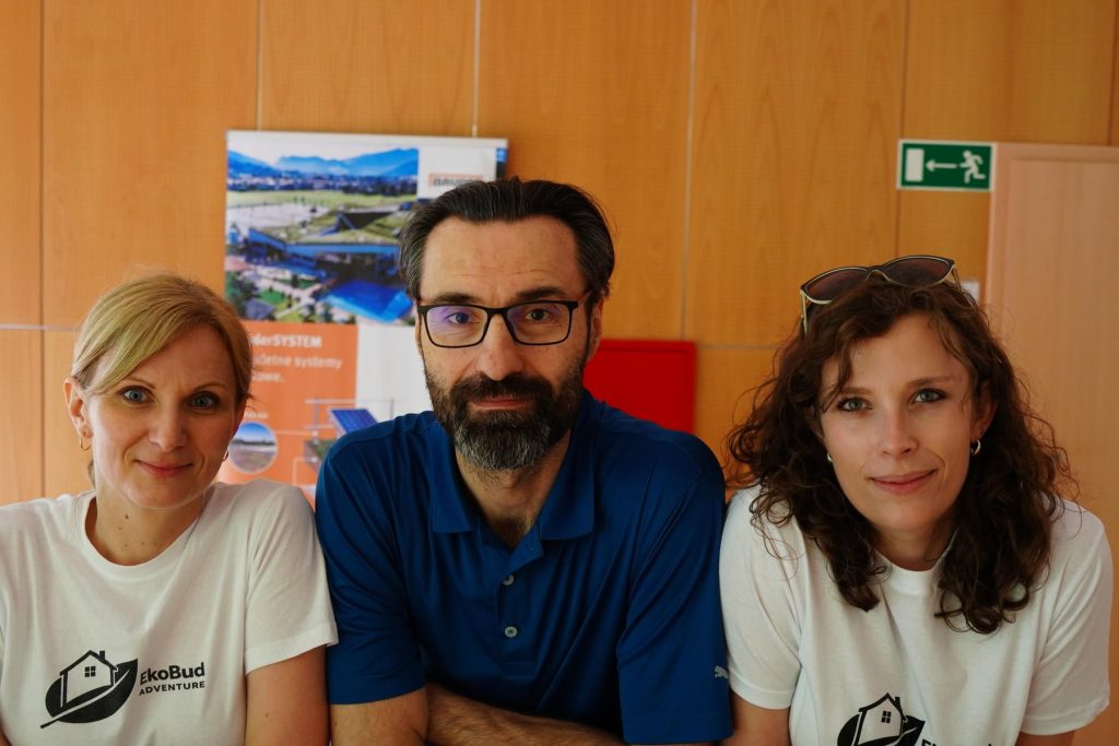 Organizatorzy warsztatów „Buduj z natury”